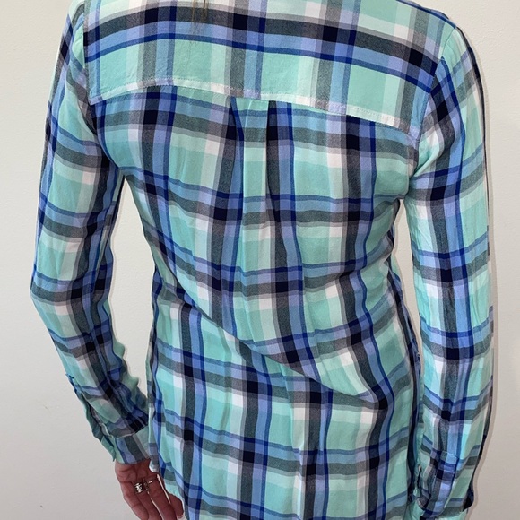 (85) SO Perfect Plaid Shirt - Picture 10 of 14